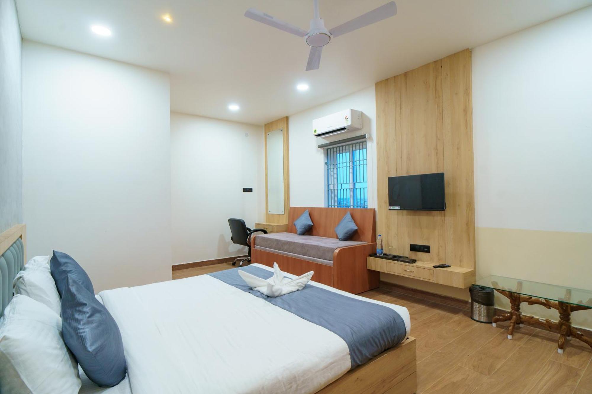 Satyabhama Inn Pathara Dış mekan fotoğraf