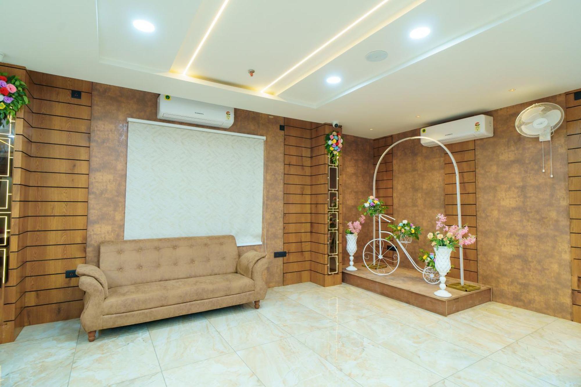 Satyabhama Inn Pathara Dış mekan fotoğraf